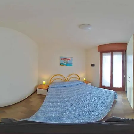 Apartment In 42757
